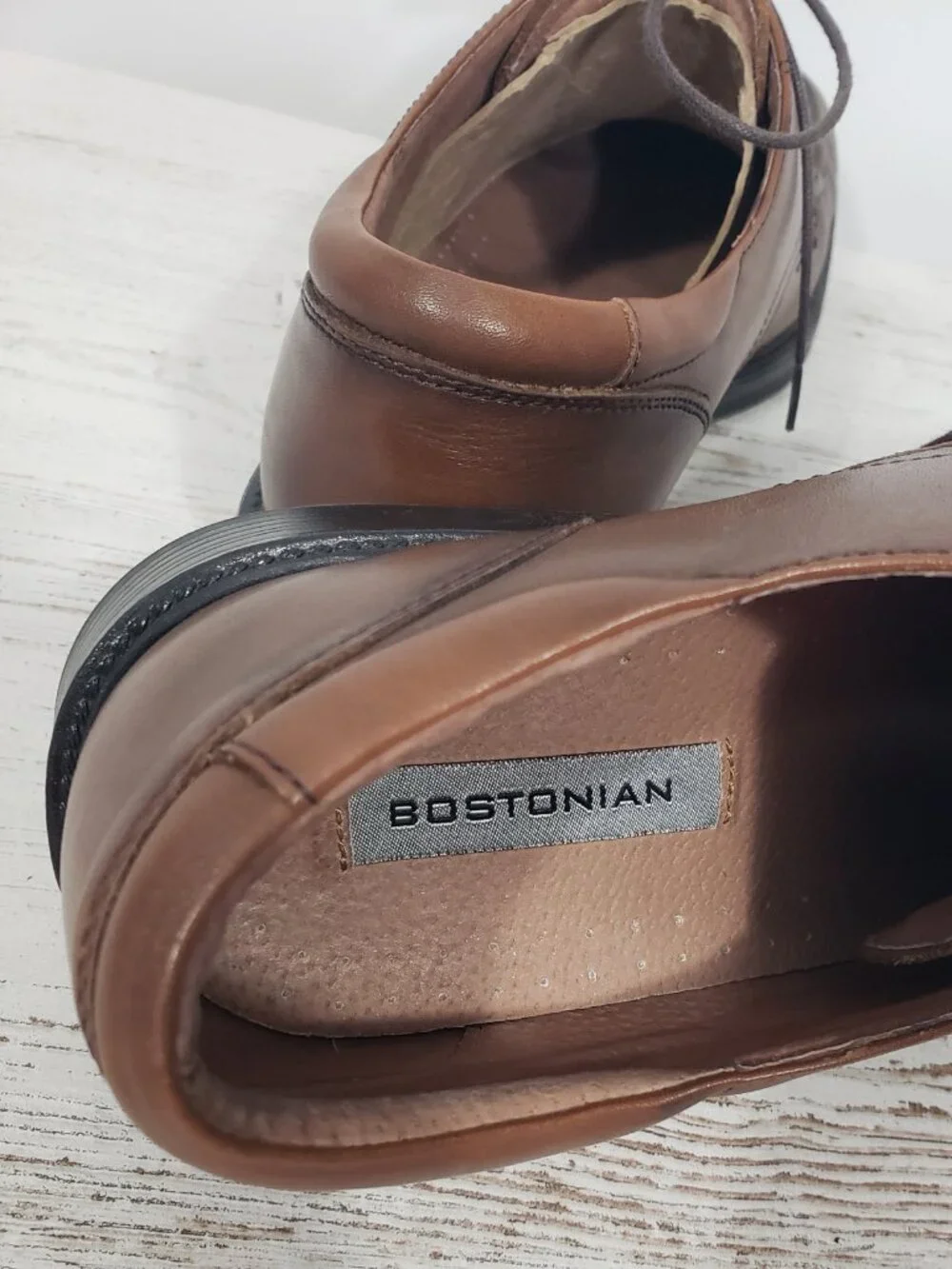 Bostonian brown leather
